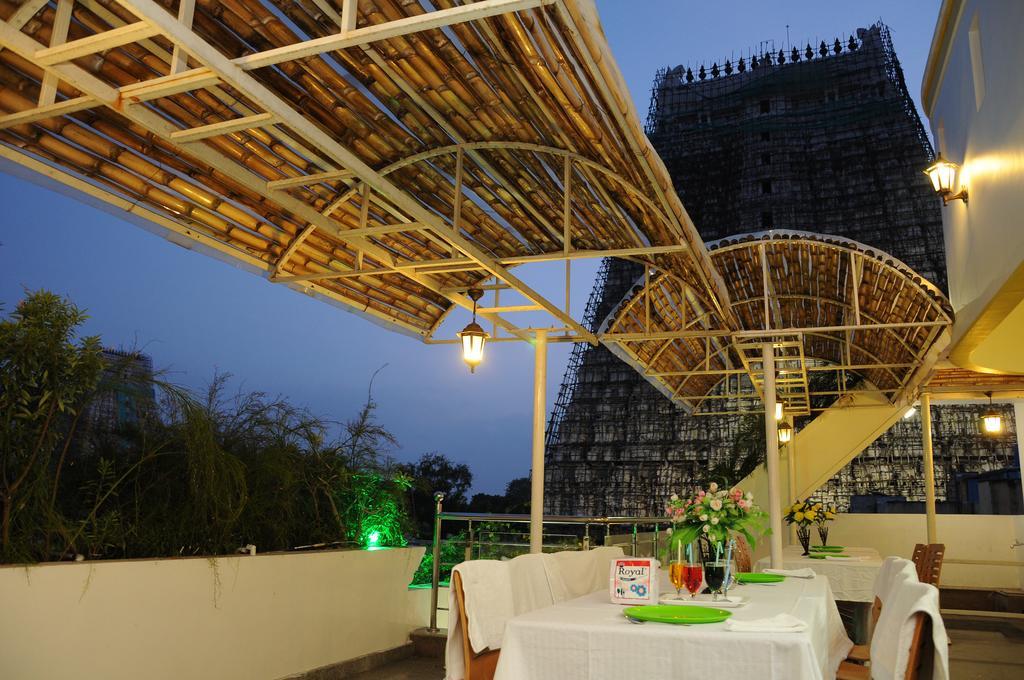 Sri Sarvesha Js Palace Temple View Tiruvannāmalai Buitenkant foto